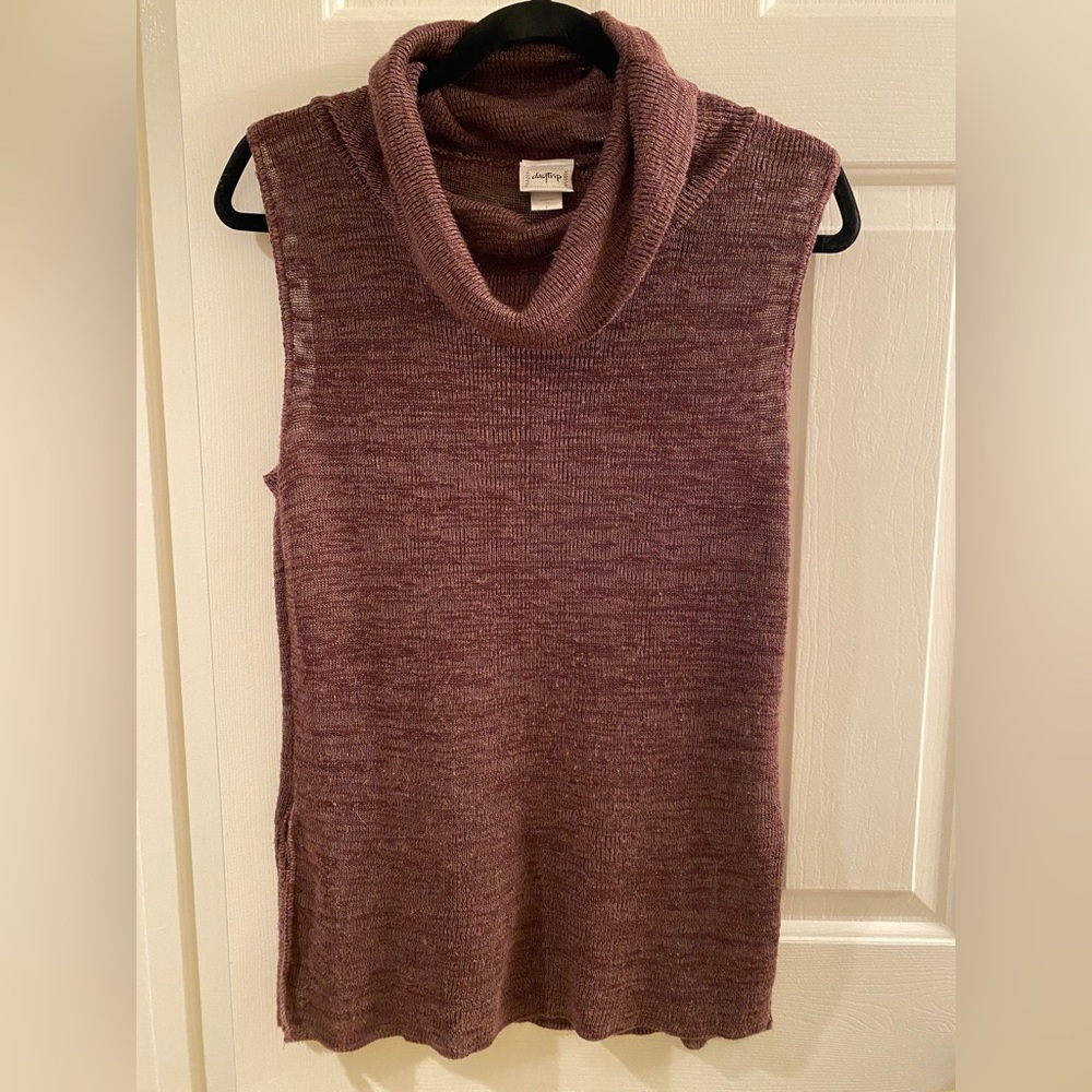 DAYTRIP | Cowl Neck Sweater